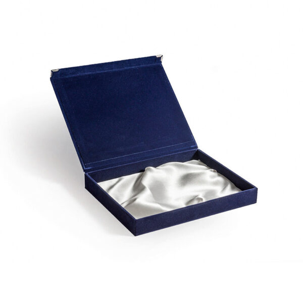 LUXURY PRESENTATION GIFT BOX 23 X 19 CM - Image 1