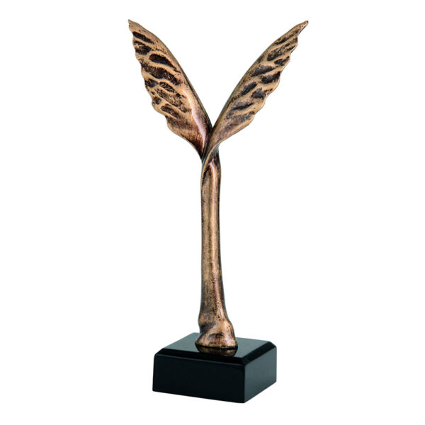 ACHIEVEMENT AWARD "VICTORY WINGS" 26.5CM - Image 1