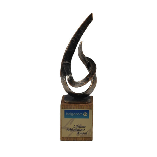 ACHIEVEMENT AWARD "RISING FIRE" 30CM - Image 1