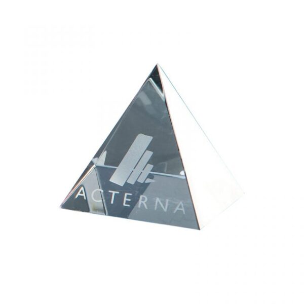 OPTICAL CRYSTAL 4 SIDED PYRAMID 4CM - Image 1