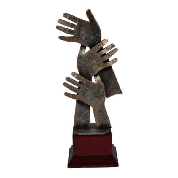 UNITED HANDS TROPHY WITH PRINTED PLATE & GIFT BOX 29CM – PERSONALIZED TEAMWORK - Image 1