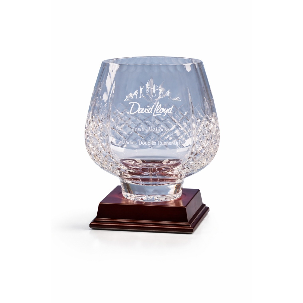 L441 33 18CM LEAD CRYSTAL PANELLED TULIP BOWL 6-23 - Image 1